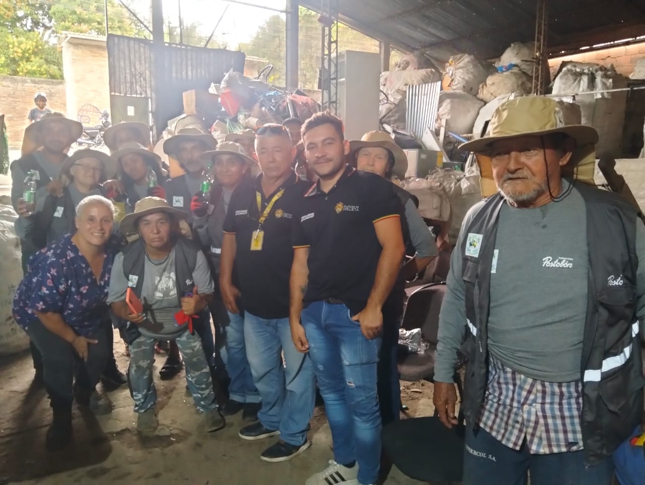 Recicladores en labor